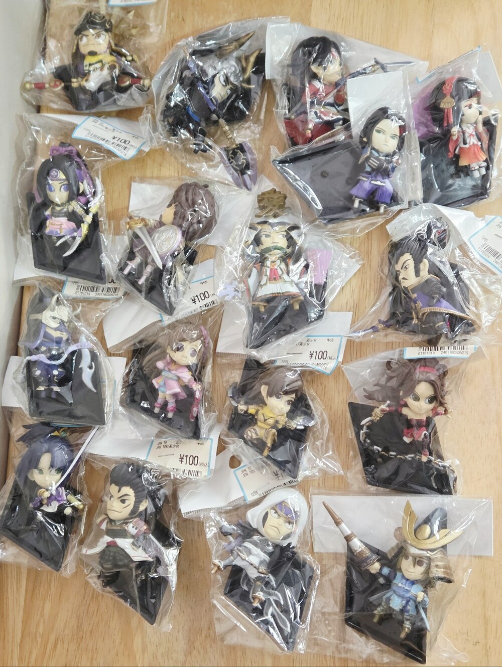Samurai Warriors Mini Figures - 17pc Set - Anime Game Character Dynasty Warriors